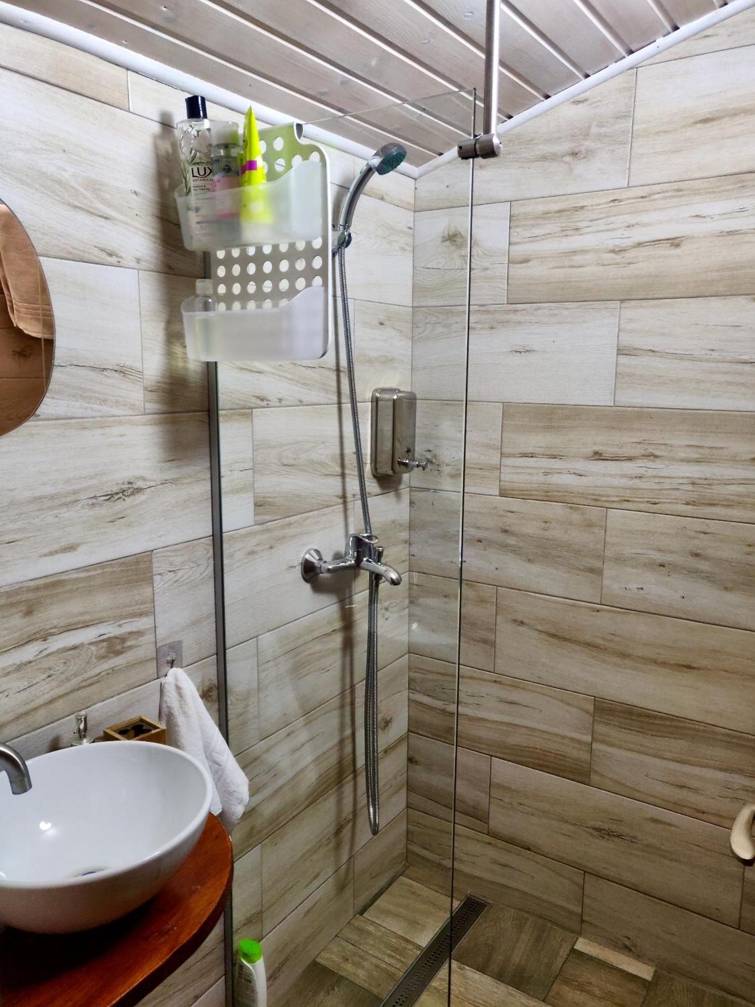 Holiday House Valiug Luaran gambar