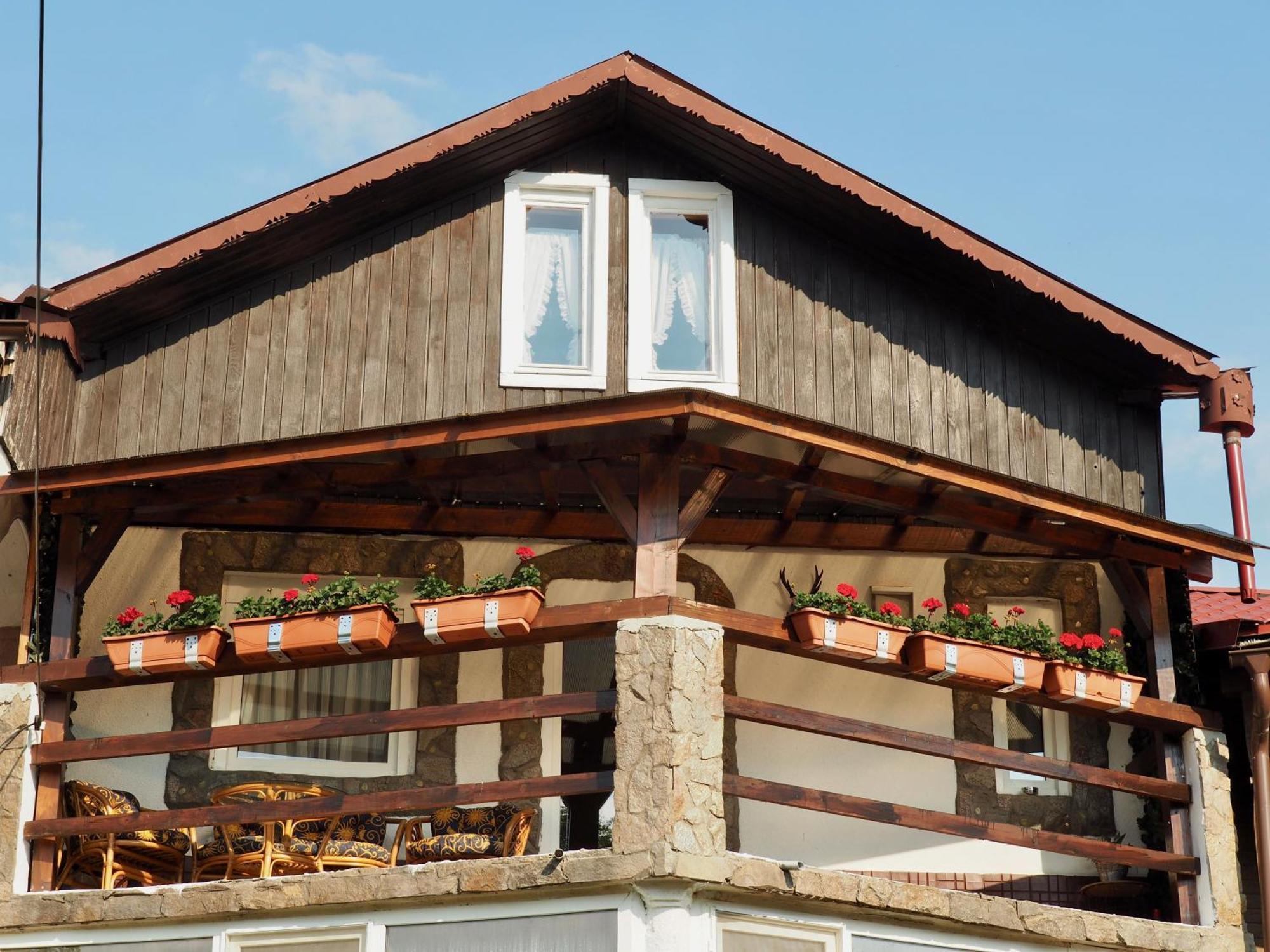 Holiday House Valiug Luaran gambar